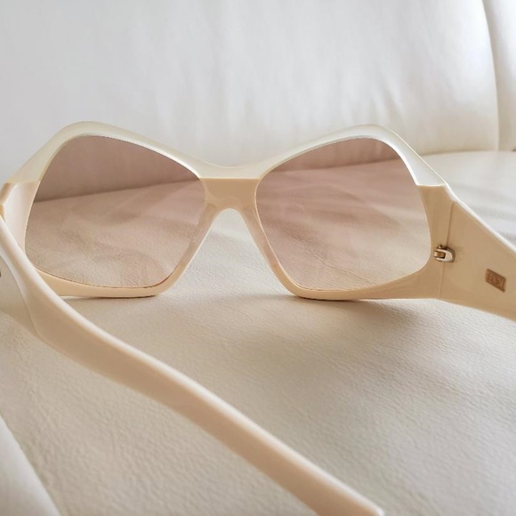 Fendi Iridia Retro Style Sunglasses - Two Tone main image 7
